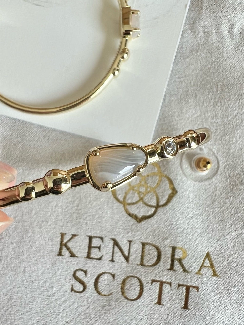NWT Kendra Scott Lyra Gold Hoop Earrings with Agate and Crystal Accents - Picture 5 of 8